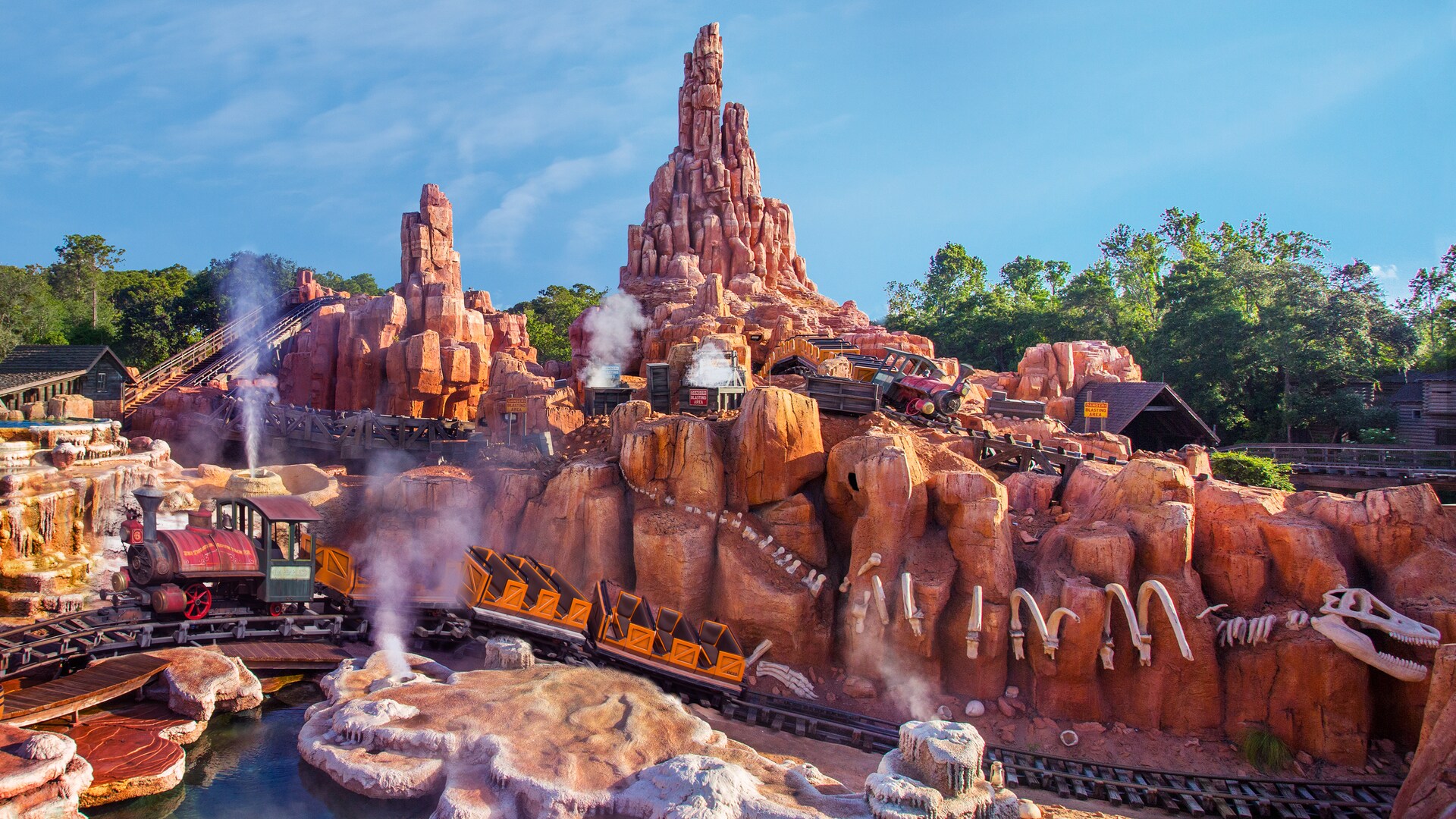 8 Daily Events on Main Street U.S.A. You're Probably Missing